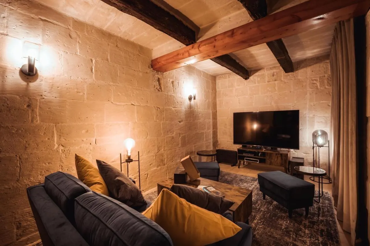Homestay Palazzo Del Pazzo Apartment Valletta